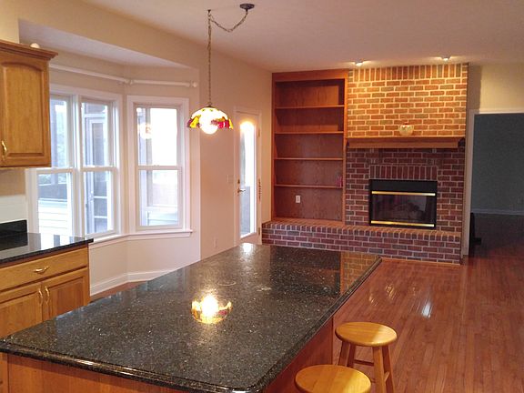 2nd image of 807 N Admirals Pointe Dr