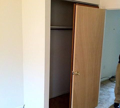 5th image of 1438 Snyder Ave #2