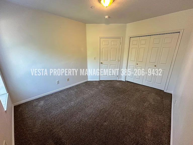 2364 Jefferson Ave #3 — Photo 12