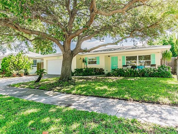 3rd image of 819 Lantana Ave