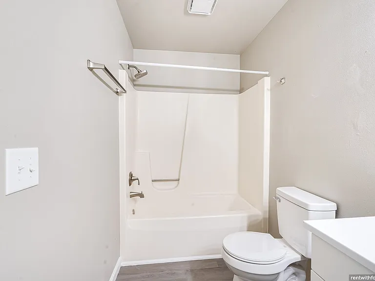 Haven Park Apartments — Photo 29