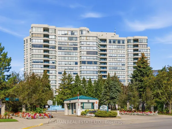 120 Promenade Cir Unit 612, Vaughan, ON L4J 7W9