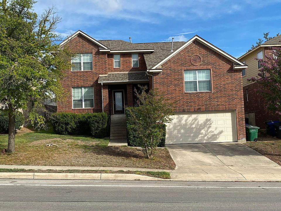 1st image of 1218 Knights Cross Dr