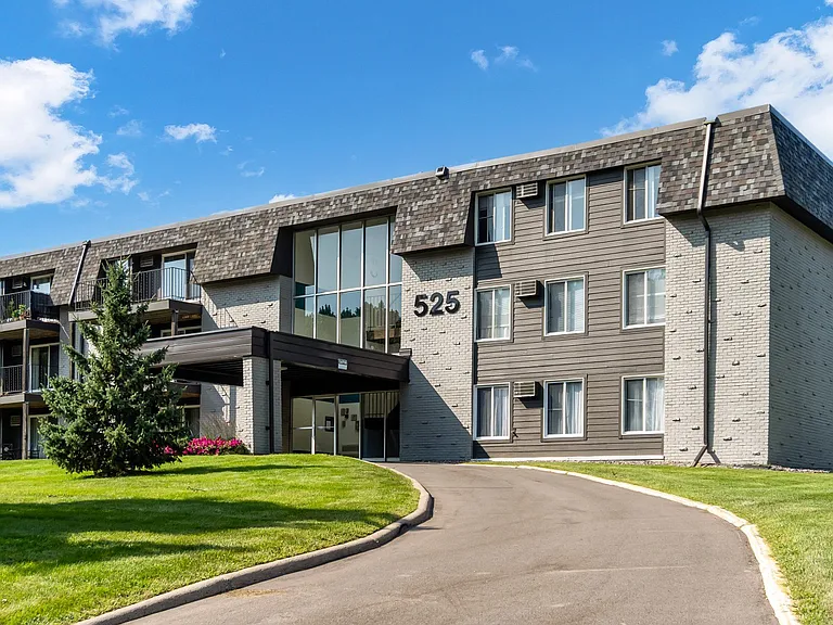 Shoreview Grand — Photo 31