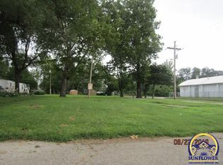 1500 NW Eugene St, Topeka, KS 66608