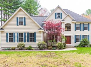 284 Pine Hill Rd, Westford, MA 01886