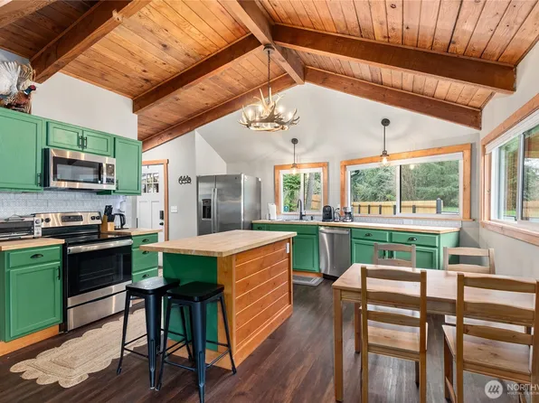 19807 State Route 706 E, Elbe, WA 98330