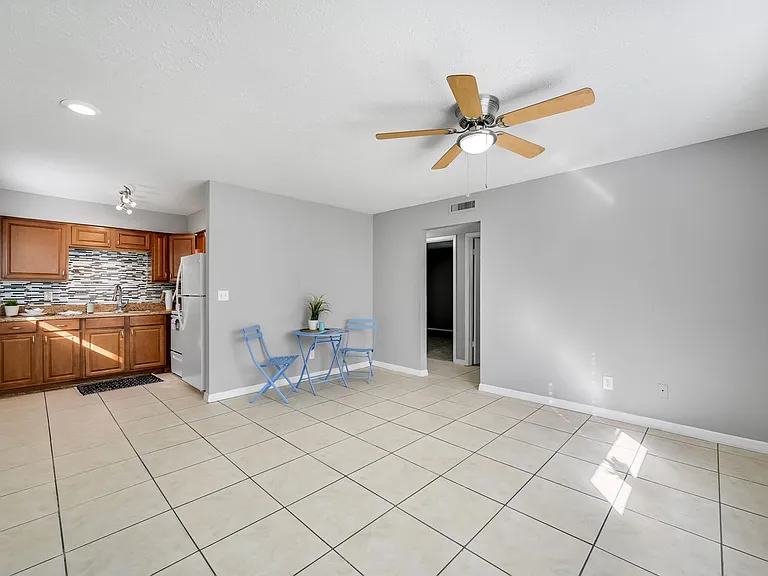 Timber Trace Apartments — Photo 15