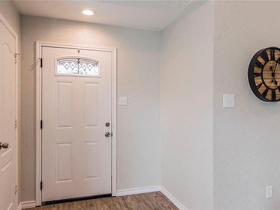 5th image of 4776 Wineberry Dr