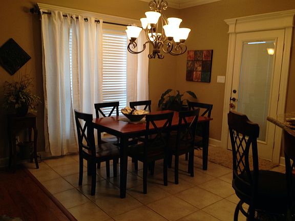5th image of 4009 Edgewater Dr