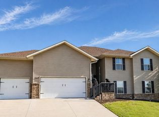 2205 W Drake Street, Springfield, MO 65810
