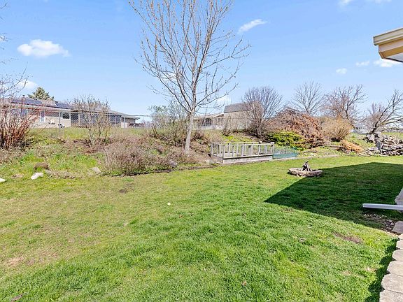 4th image of 6118 Basin Dr