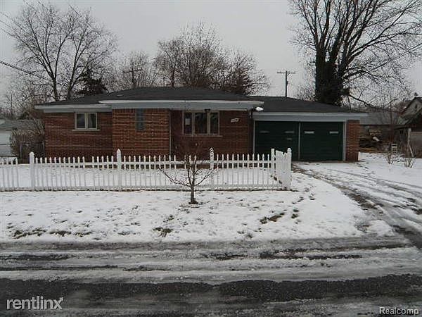 17431 Windsor