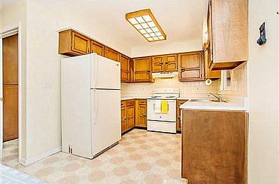 4th image of 5408 Seneca Dr
