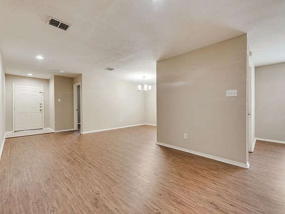 3rd image of 12617 Seagull Way