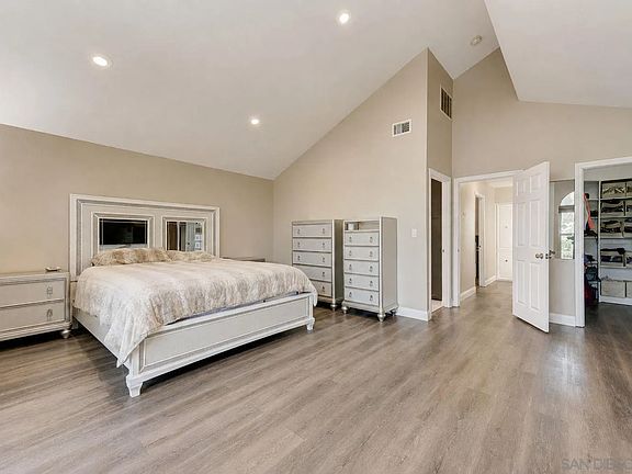 2nd image of 8065 El Extenso Ct