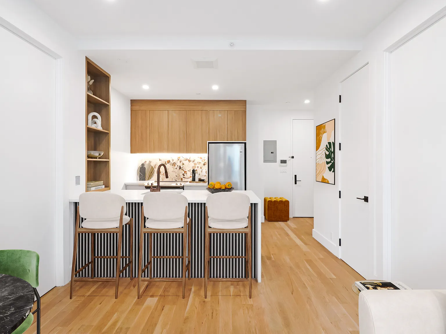 228 Berry Street — Photo 2