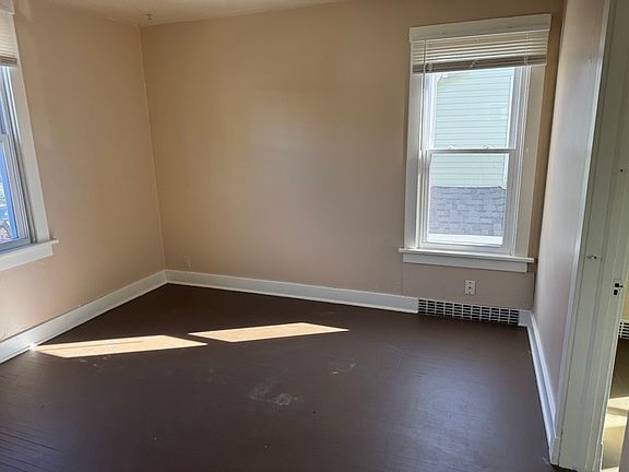 2nd image of 1209 Revell Ave #2