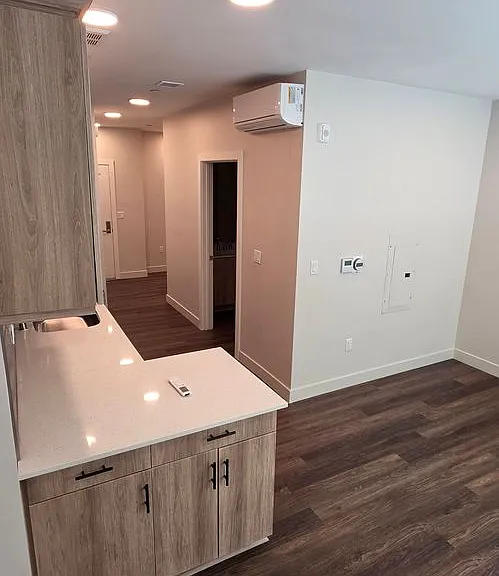 NV Lofts — Photo 2