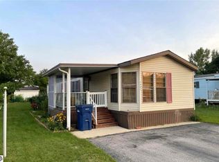 1561 Andrew Pl, Traverse City, MI 49686
