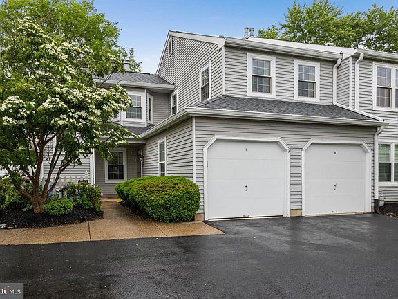 2nd image of 679 Rose Hollow Dr