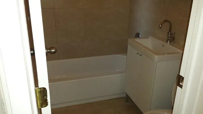 Rented by Misra Group Real Estate | media 17