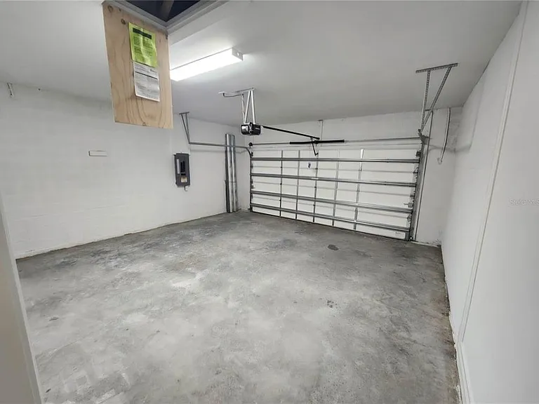 333 Villoresi Blvd — Photo 23