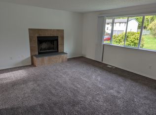 7015 Aegean Blvd NE, Bremerton, WA 98311