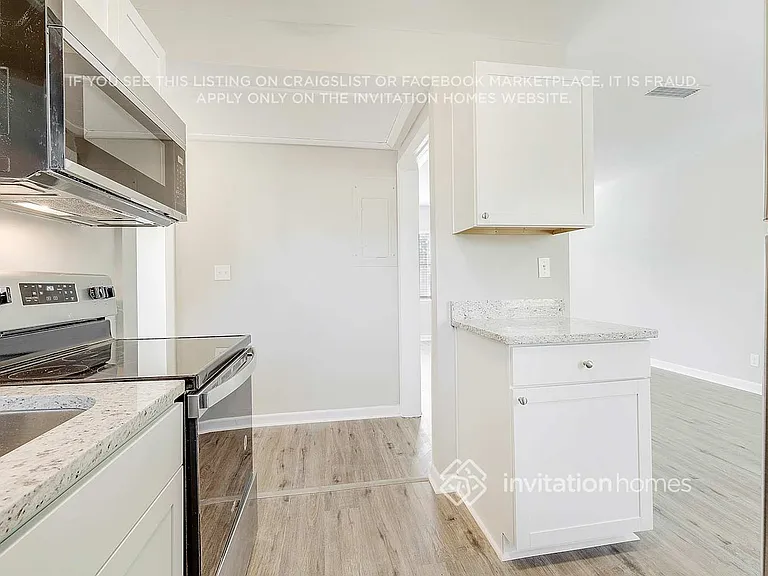 4025 Loys Dr — Photo 5