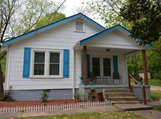 121 Lawndale Dr, Tupelo, MS 38801