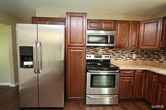 4th image of 4999 Scenicwood Dr