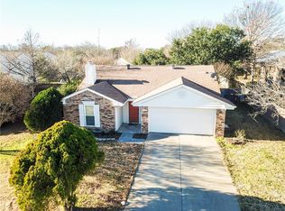 3605 Fairview Dr, Corinth, TX 76210