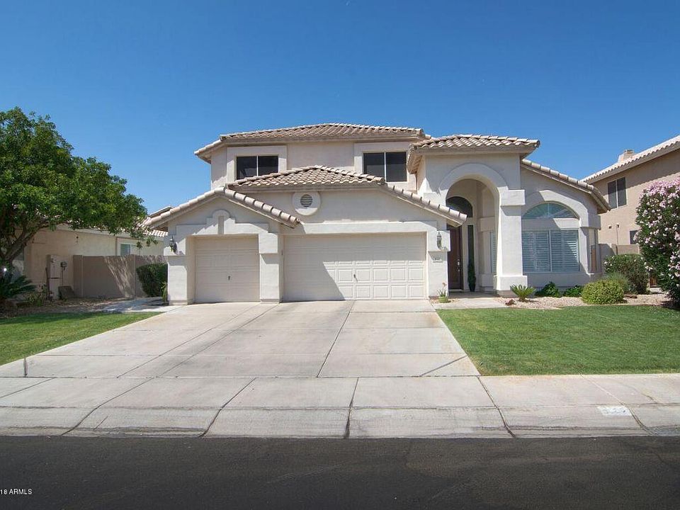 1st image of 842 W Aster Dr