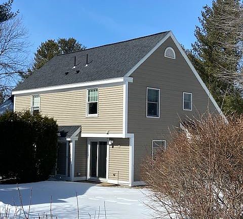 2nd image of 90 Glenridge #90