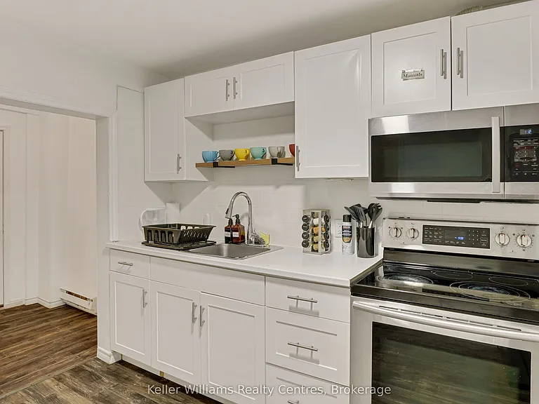 726 Berford St — Photo 13