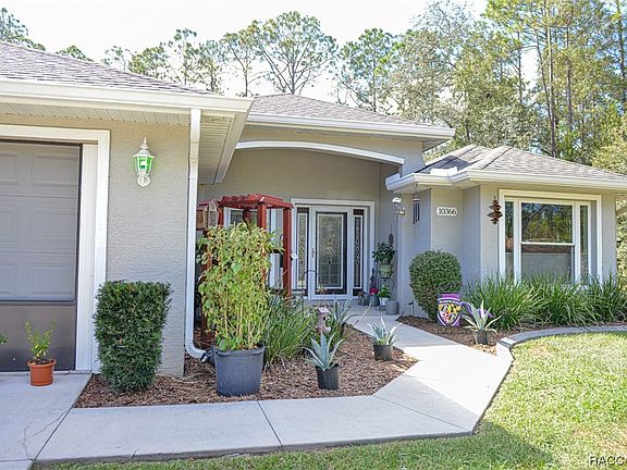 3rd image of 10366 N Holcomb Dr