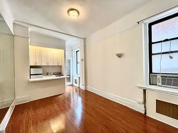 5th image of 778 Madison Ave #D5
