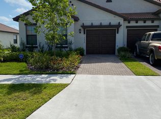 16844 Whisper Elm St, Wimauma, FL 33598
