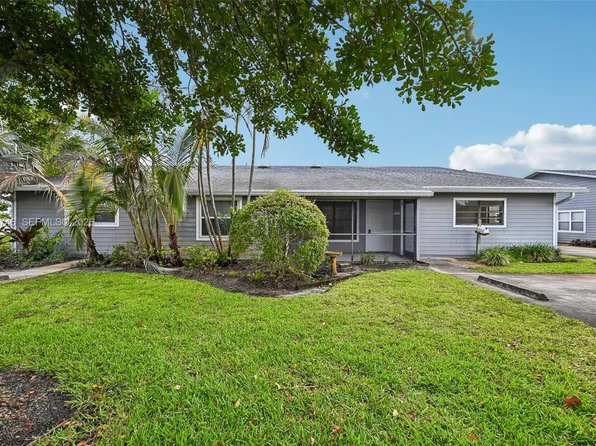 9095 SE Hobe Ridge Ave, Hobe Sound, FL 33455
