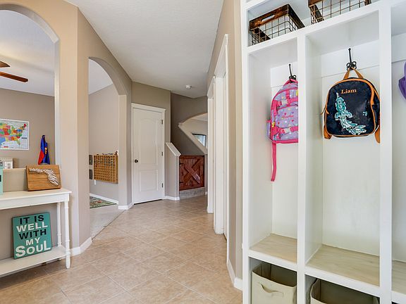 4th image of 16242 Bridgewalk Dr