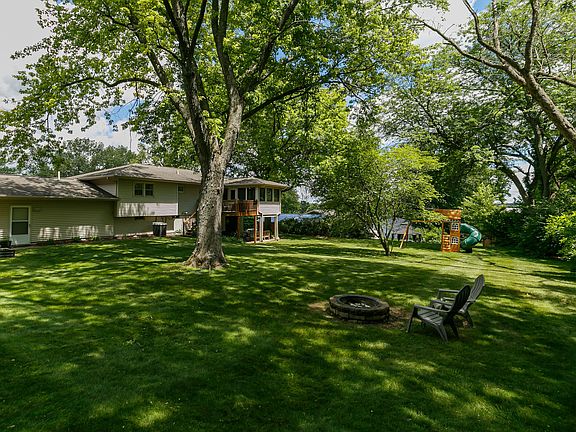 3rd image of 6319 Dodds Dr