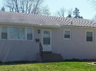 2037 Terrace Dr, Feasterville, PA 19053