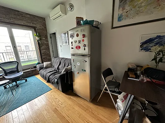 Rented by Smart City Real Estate LLC | media 1