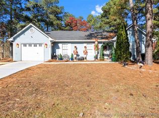 196 Independence Dr, Raeford, NC 28376