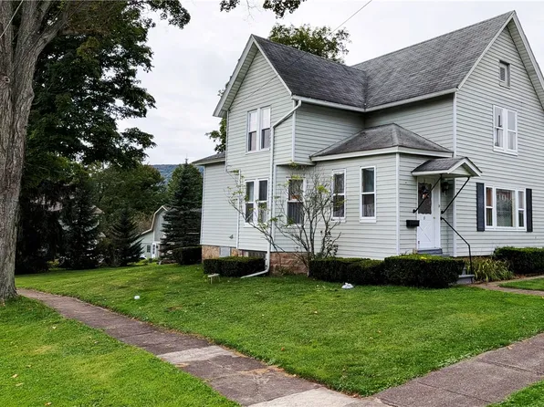 81 Church St, Port Allegany, PA 16743