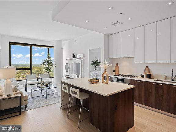 5th image of 1650 Silver Hill Dr Unit 1704