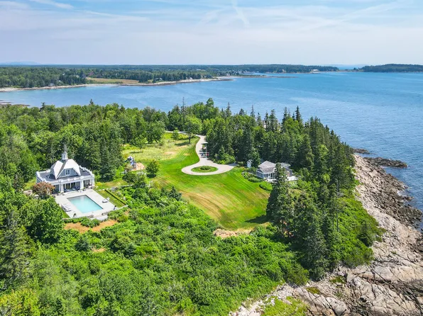 76 Seasmoke Road, Saint George, ME 04860