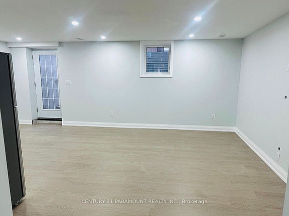 5th image of 1541 Prentice Rd #Basement