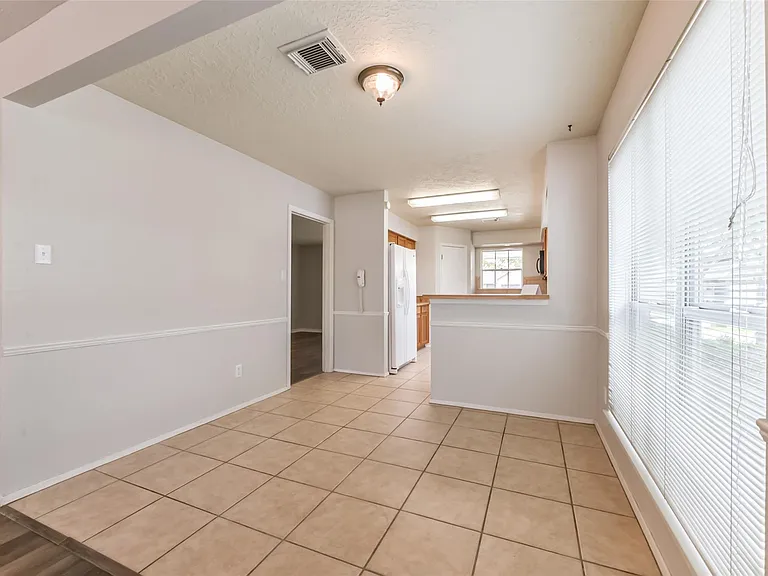 16606 Burlcreek — Photo 12