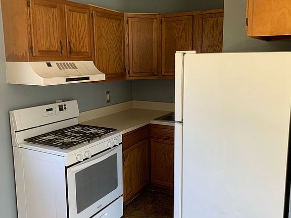 2nd image of 2085 Ackley Ave #289